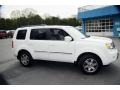 Taffeta White - Pilot Touring 4WD Photo No. 4