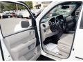 Taffeta White - Pilot Touring 4WD Photo No. 11