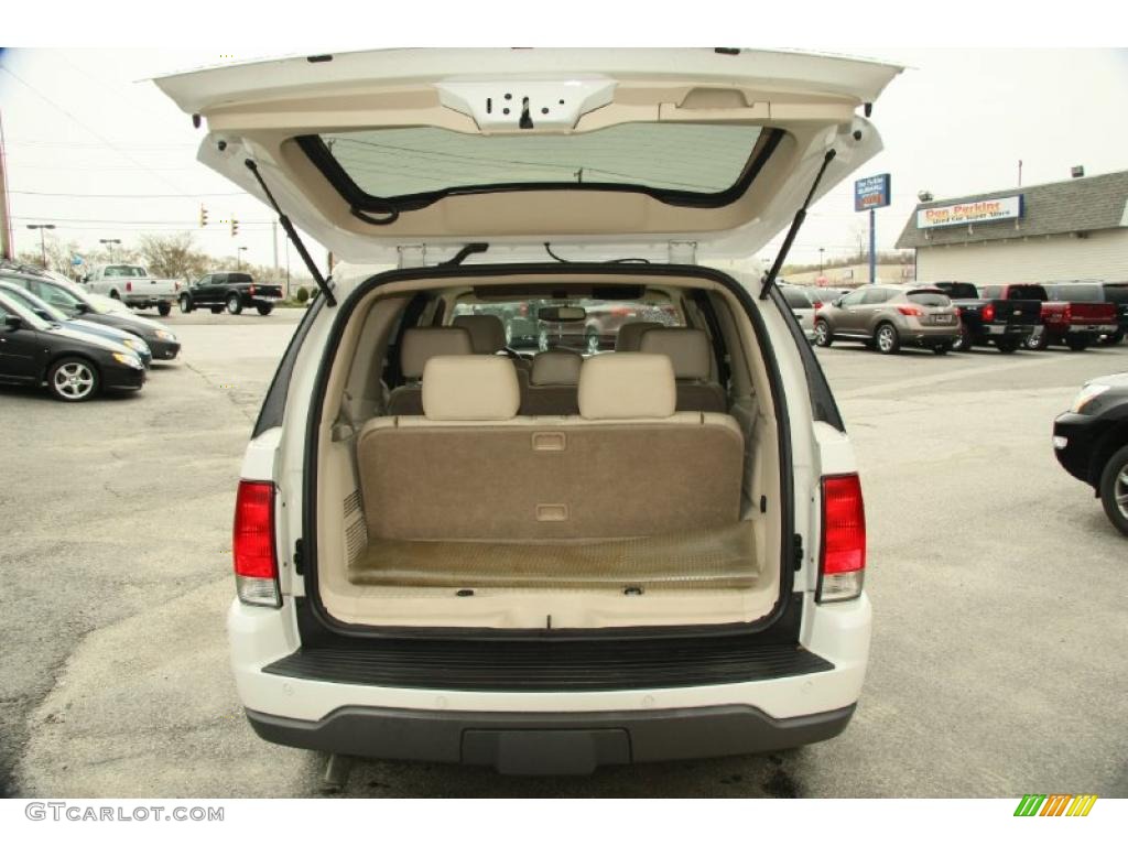 2004 Lincoln Aviator Luxury AWD Trunk Photo #48510307