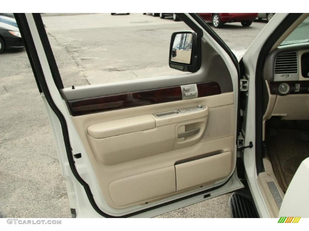 2004 Lincoln Aviator Luxury AWD Light Parchment Door Panel Photo #48510388