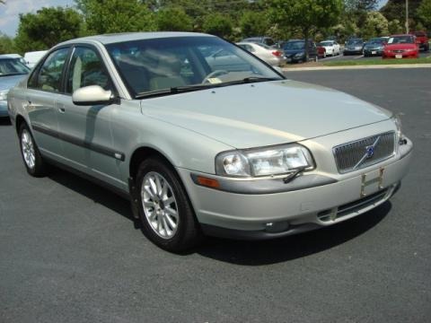 2001 Volvo S80