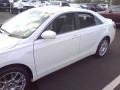 Super White - Camry LE Photo No. 20