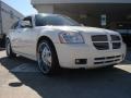 Stone White 2007 Dodge Magnum SXT