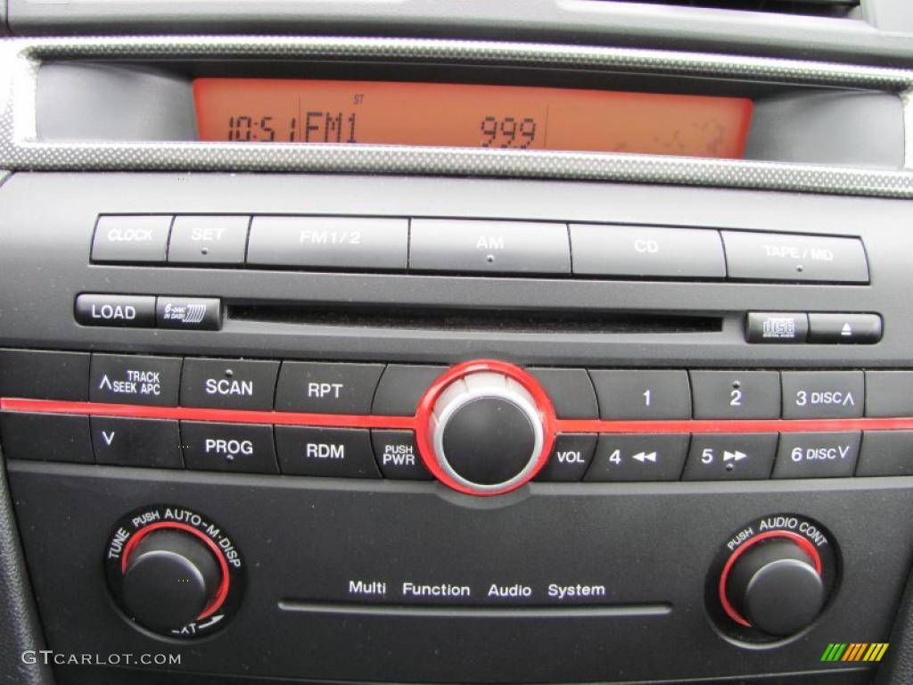 2004 Mazda MAZDA3 s Sedan Controls Photo #48514963