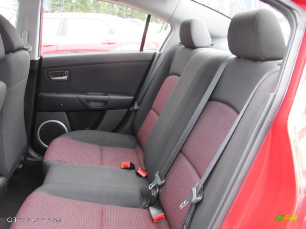 Black/Red Interior 2004 Mazda MAZDA3 s Sedan Photo #48515068