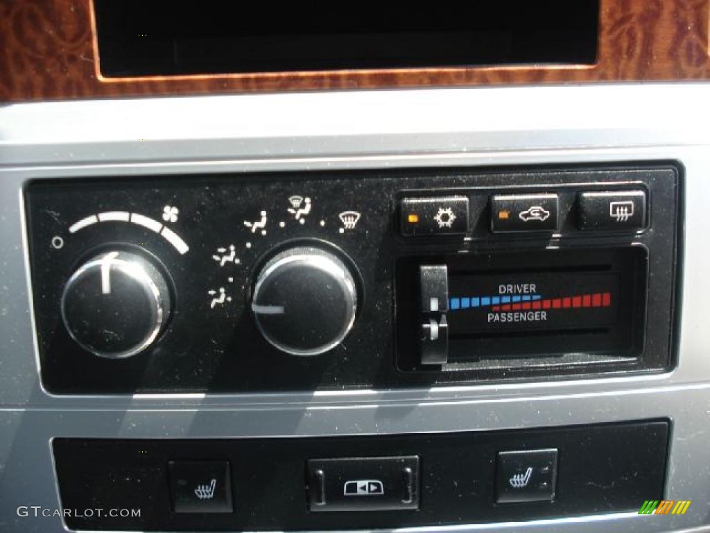2007 Dodge Ram 1500 Laramie Mega Cab 4x4 Controls Photo #48515167