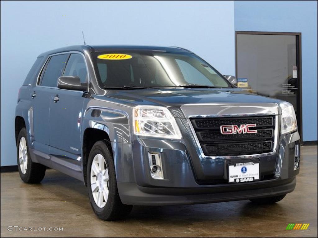 Cyber Gray Metallic GMC Terrain