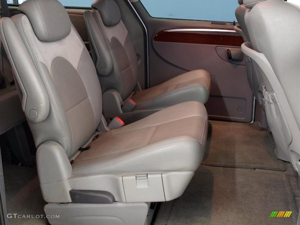 Medium Slate Gray Interior 2007 Chrysler Town & Country Limited Photo #48517759