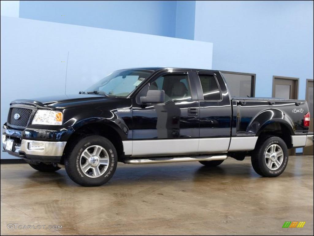 2005 F150 XLT SuperCab 4x4 - Black / Medium Flint Grey photo #3