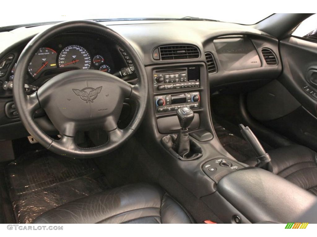 2001 Chevrolet Corvette Convertible Black Dashboard Photo #48518329