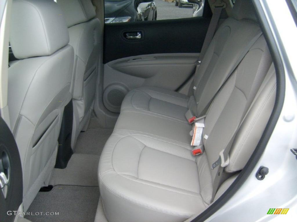 2011 Rogue SL AWD - Silver Ice Metallic / Gray photo #15