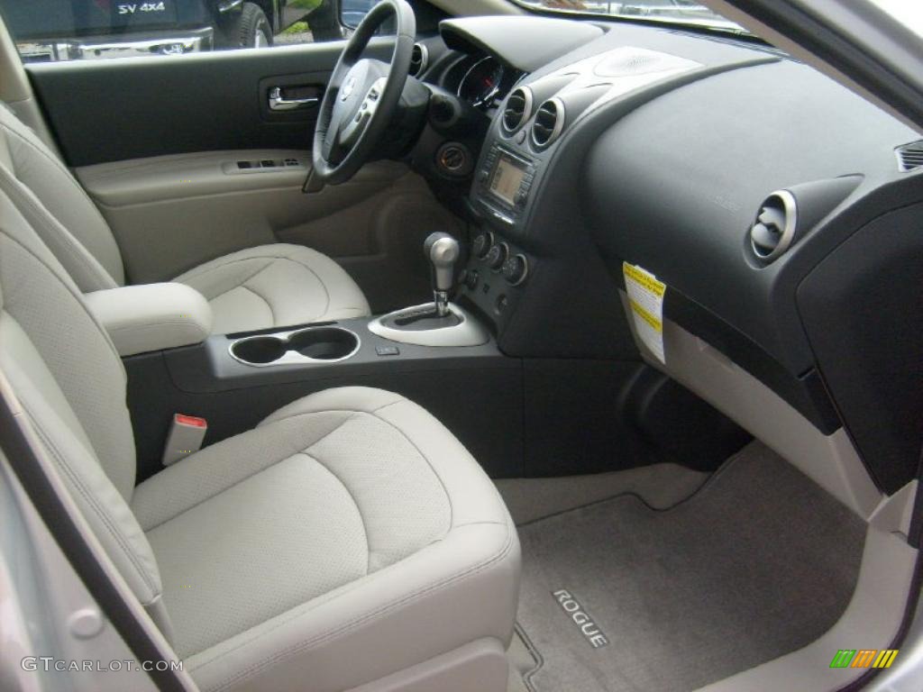 2011 Rogue SL AWD - Silver Ice Metallic / Gray photo #18