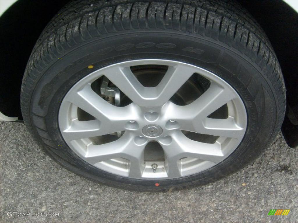 2011 Rogue SL AWD - Pearl White / Gray photo #12