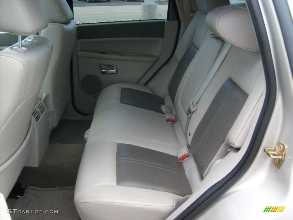 Dark Khaki/Light Graystone Interior 2006 Jeep Grand Cherokee Limited 4x4 Photo #48523342