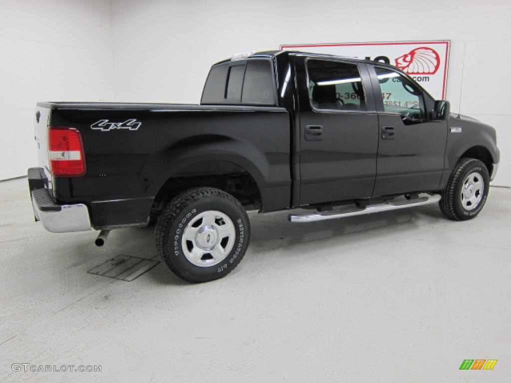 2005 F150 XLT SuperCrew 4x4 - Black / Medium Flint Grey photo #18