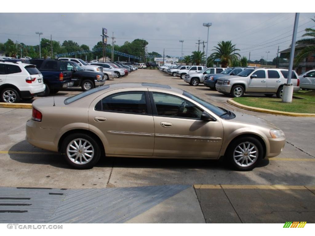 Champagne Pearlcoat 2001 Chrysler Sebring LXi Sedan Exterior Photo #48528398