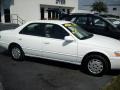 Super White - Camry LE Photo No. 4
