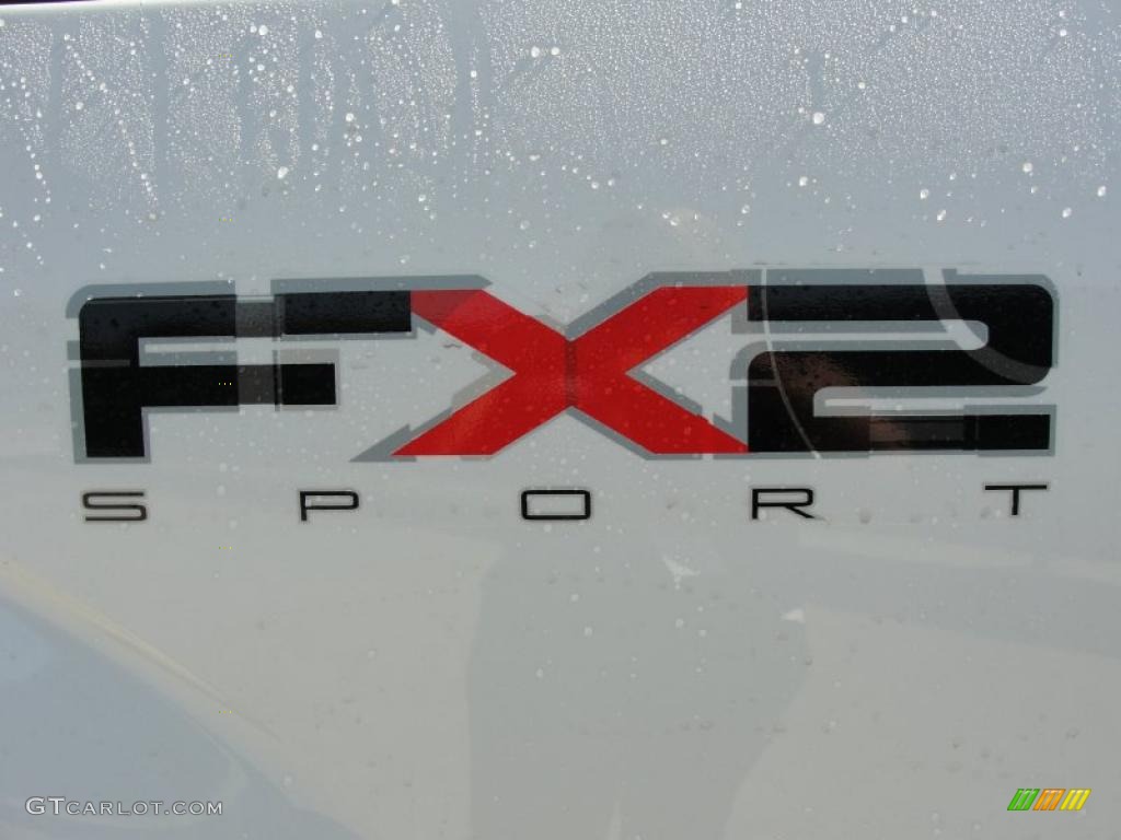 2011 F150 FX2 SuperCrew - Oxford White / Black photo #18
