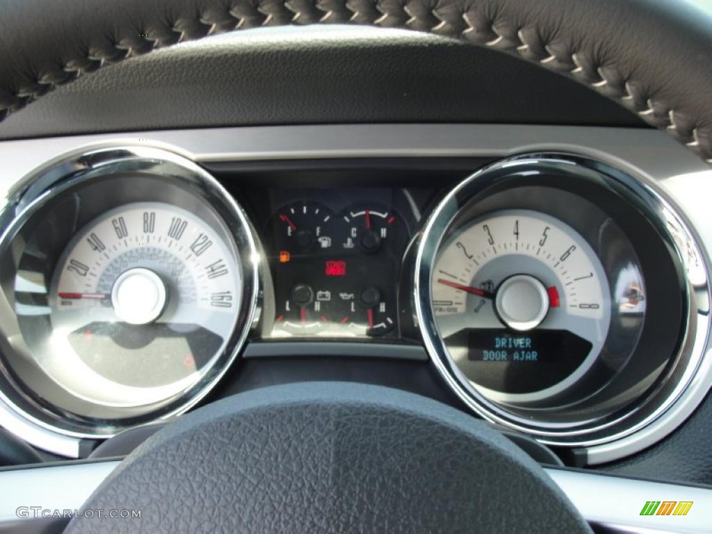 2012 Ford Mustang GT Premium Coupe Gauges Photo #48534233