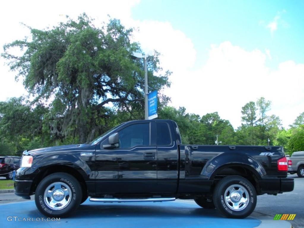 2006 F150 STX Regular Cab - Black / Medium Flint photo #2