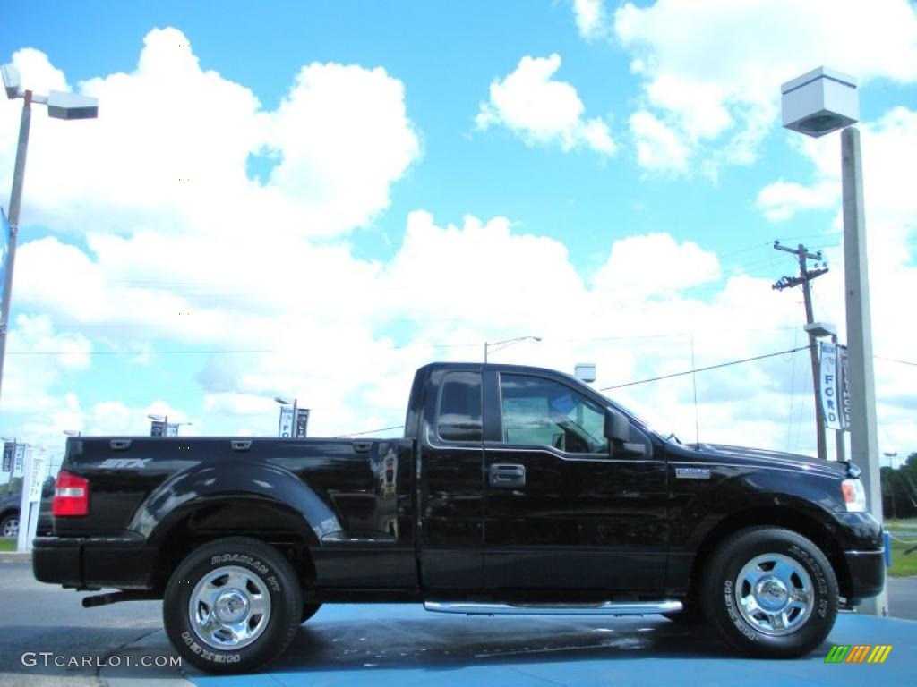 2006 F150 STX Regular Cab - Black / Medium Flint photo #6