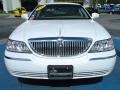 2010 Vibrant White Lincoln Town Car Signature Limited  photo #8