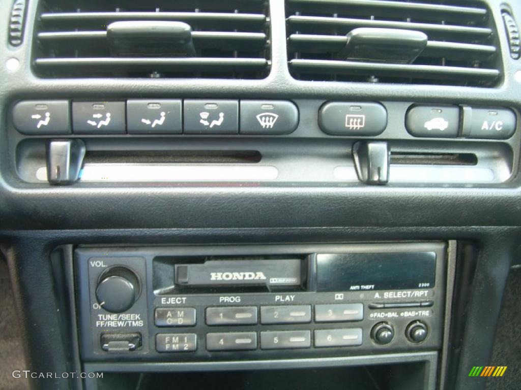 1996 Honda Prelude Si Controls Photo #48537152