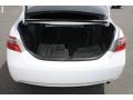 Super White - Camry LE Photo No. 27