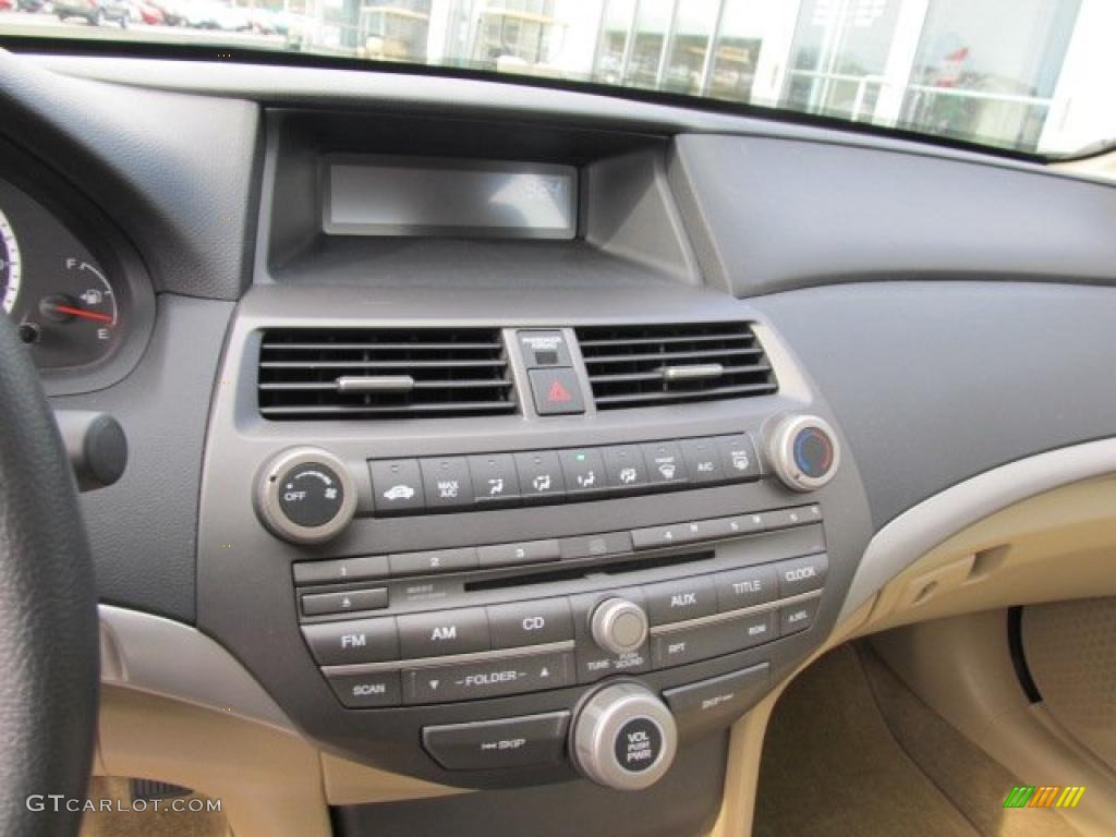 2011 Honda Accord LX Sedan Controls Photo #48539237