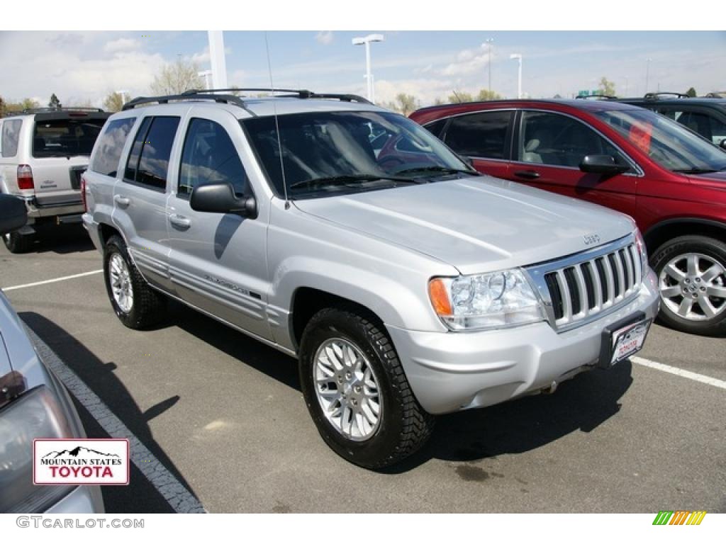 2004 Grand Cherokee Limited 4x4 - Bright Silver Metallic / Dark Slate Gray photo #1