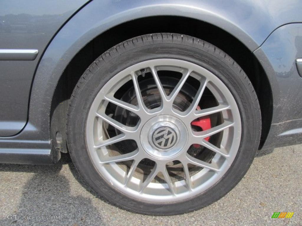 2005 Volkswagen Jetta GLI Sedan Wheel Photo #48540440
