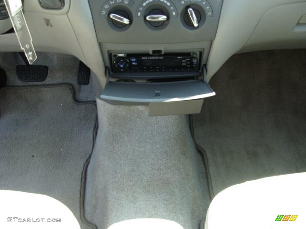 2003 Prius Hybrid - Silver Strata Metallic / Amethyst photo #12