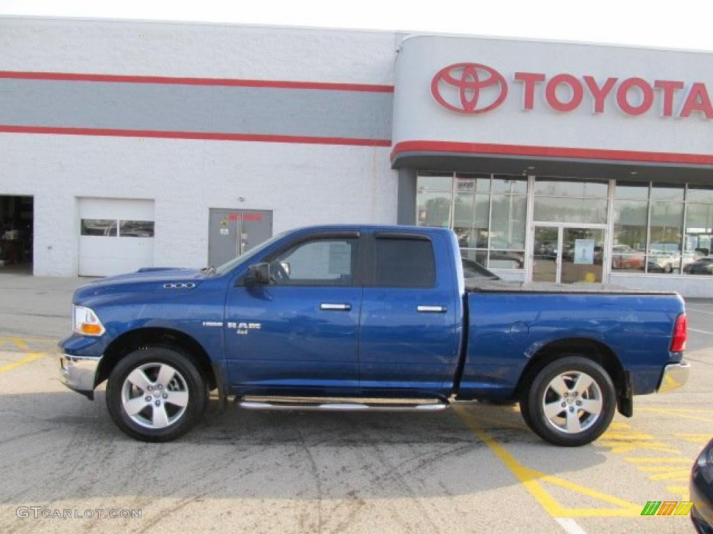 2010 Ram 1500 Big Horn Quad Cab 4x4 - Deep Water Blue Pearl / Dark Slate/Medium Graystone photo #2