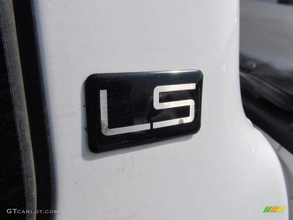 2003 Chevrolet S10 ZR2 Extended Cab 4x4 Marks and Logos Photo #48543470