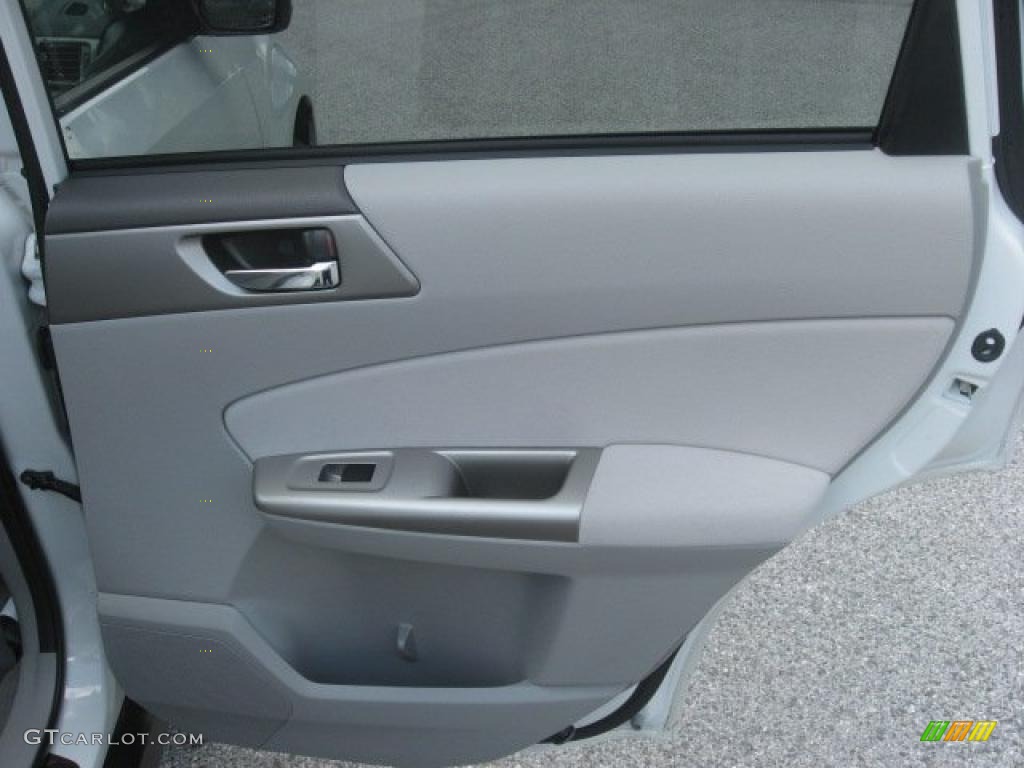 2009 Subaru Forester 2.5 XT Limited Platinum Door Panel Photo #48544295