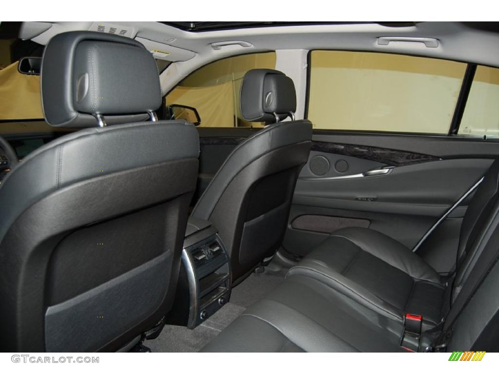 Black Interior 2011 BMW 5 Series 535i Gran Turismo Photo #48544316