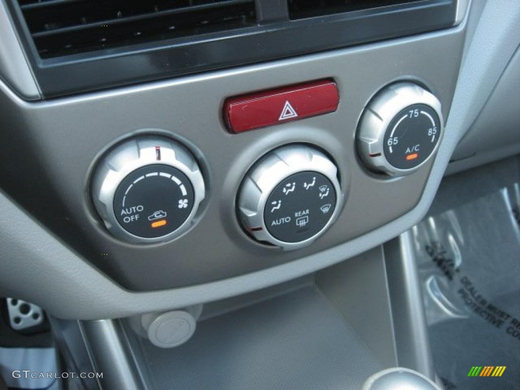 2009 Subaru Forester 2.5 XT Limited Controls Photo #48544361
