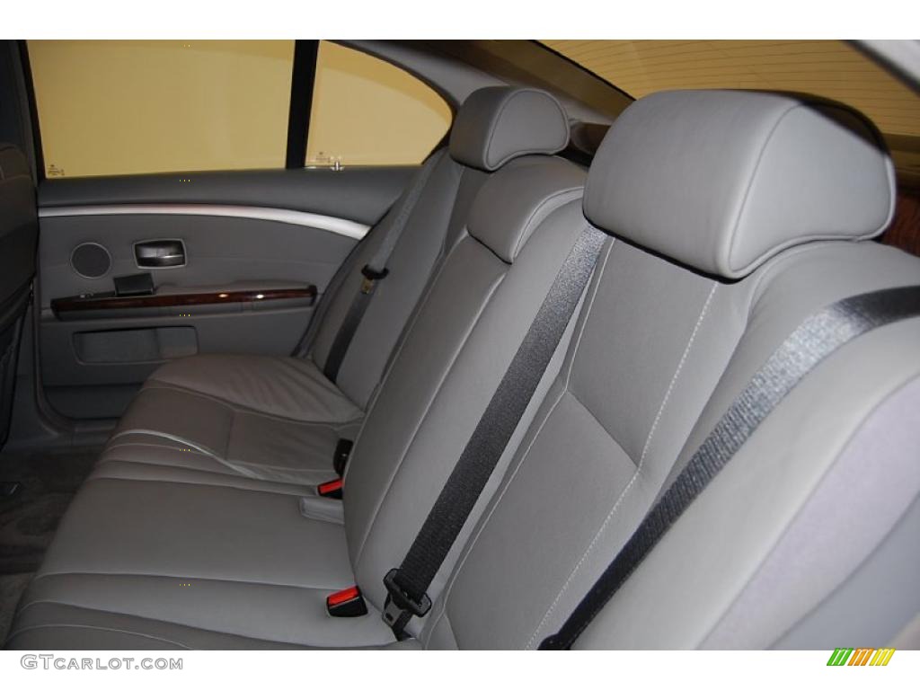 Flannel Grey Interior 2007 BMW 7 Series 750i Sedan Photo #48545330