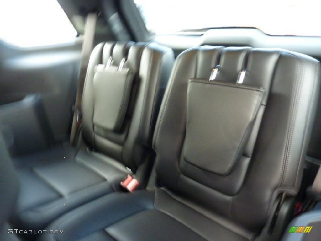 2011 Explorer XLT 4WD - Tuxedo Black Metallic / Charcoal Black photo #10