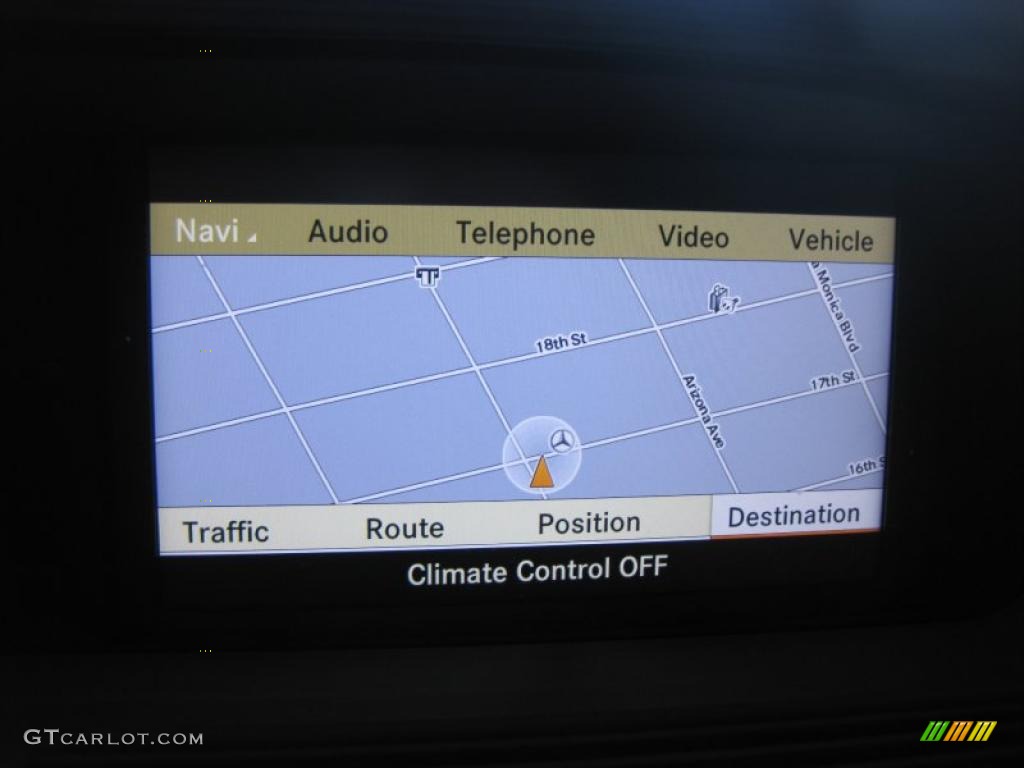2010 Mercedes-Benz S 400 Hybrid Sedan Navigation Photos