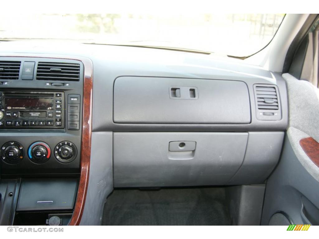 2003 Sedona LX - Dark Emerald Green / Gray photo #19