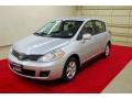 Brillant Silver - Versa 1.8 SL Hatchback Photo No. 3