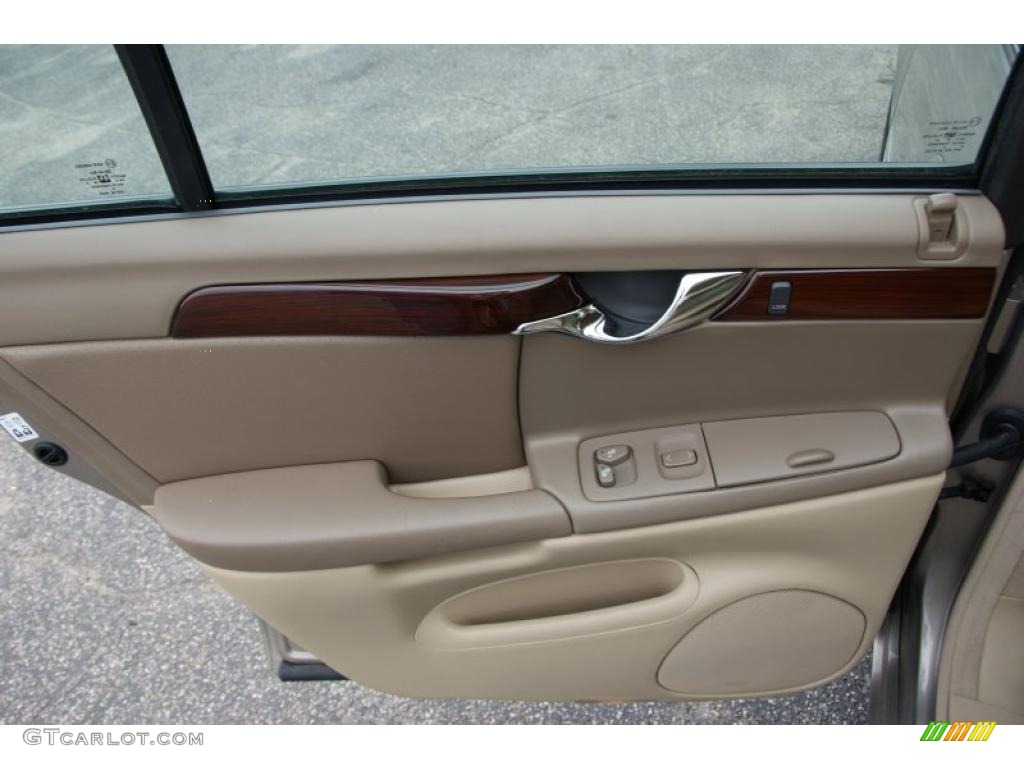2004 Cadillac DeVille DTS Cashmere Door Panel Photo #48548238