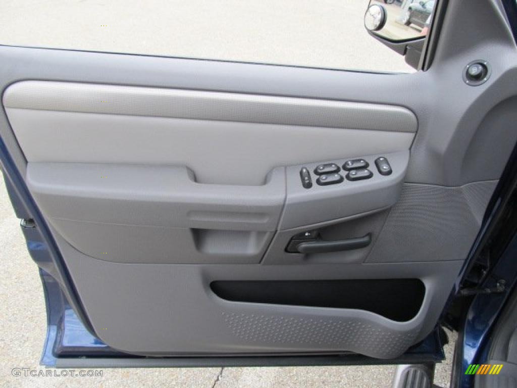 2004 Ford Explorer XLT 4x4 Graphite Door Panel Photo #48548546