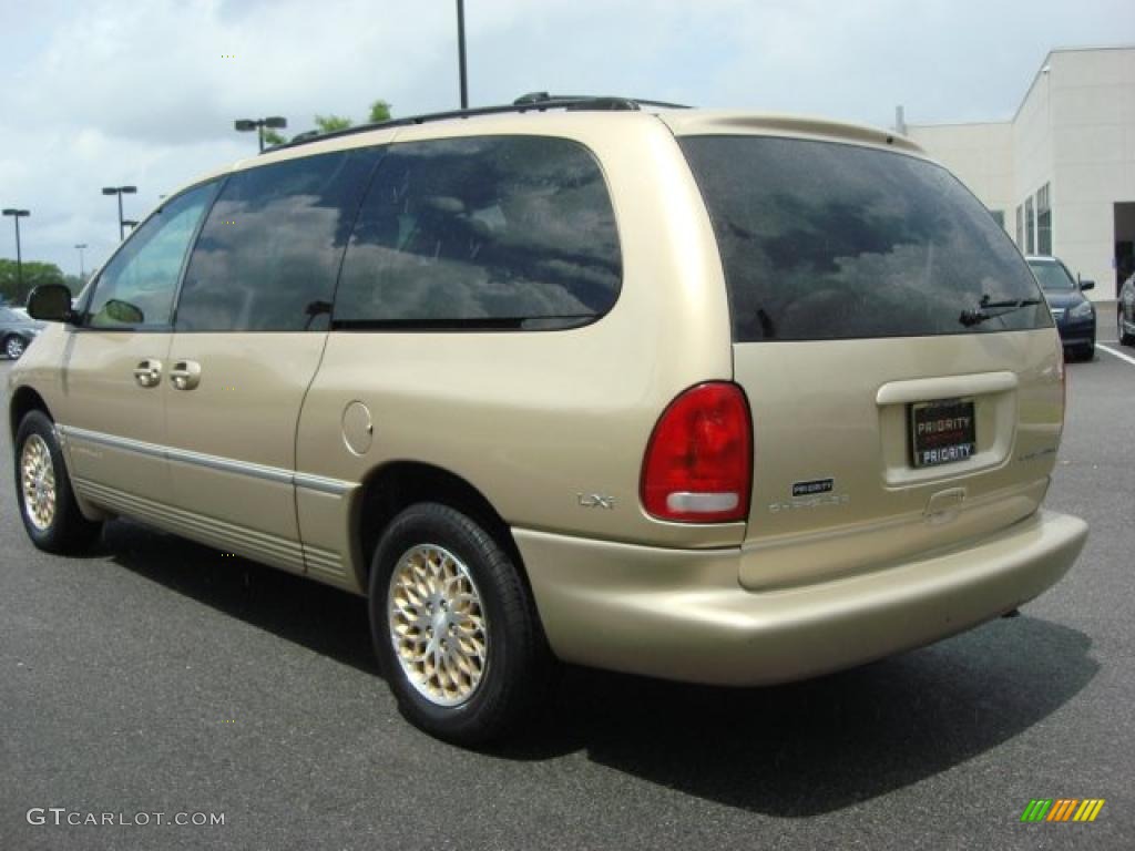 1998 Town & Country LXi - Champagne Pearl / Camel photo #4