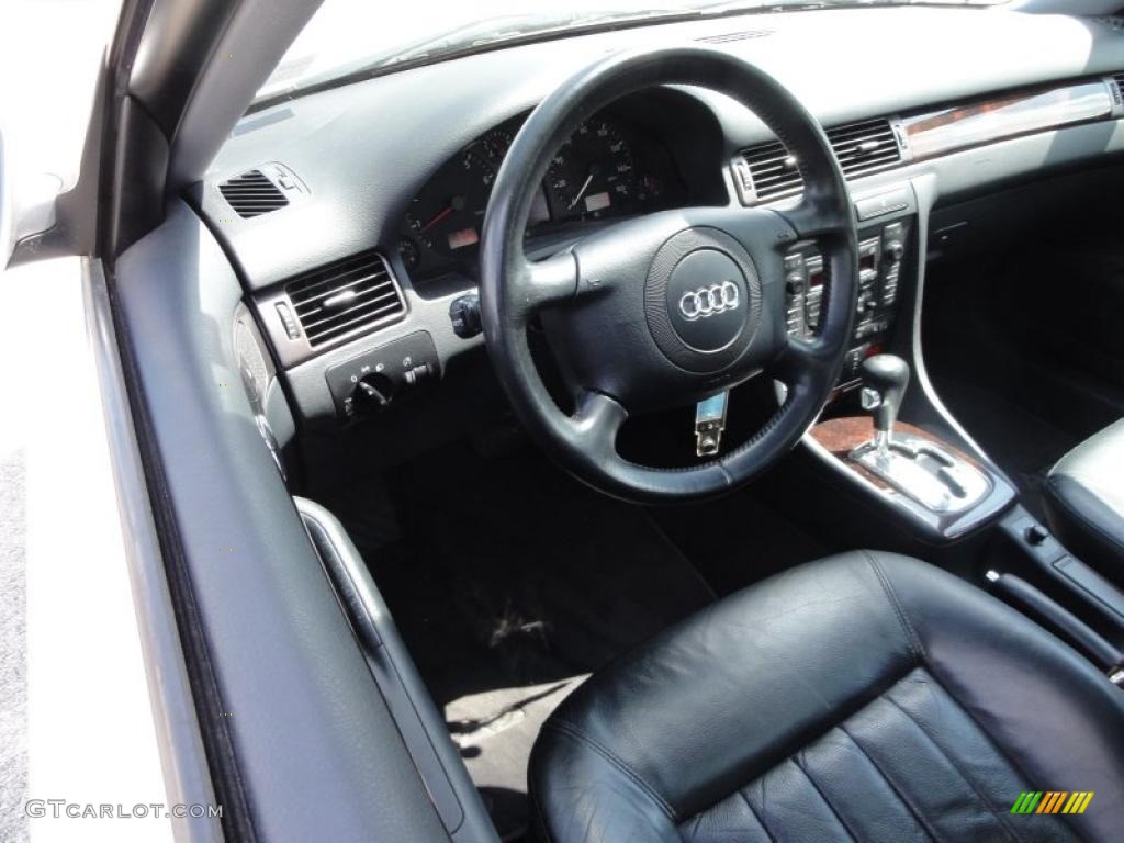 2001 Audi A6 2.8 quattro Sedan Onyx Steering Wheel Photo #48550202