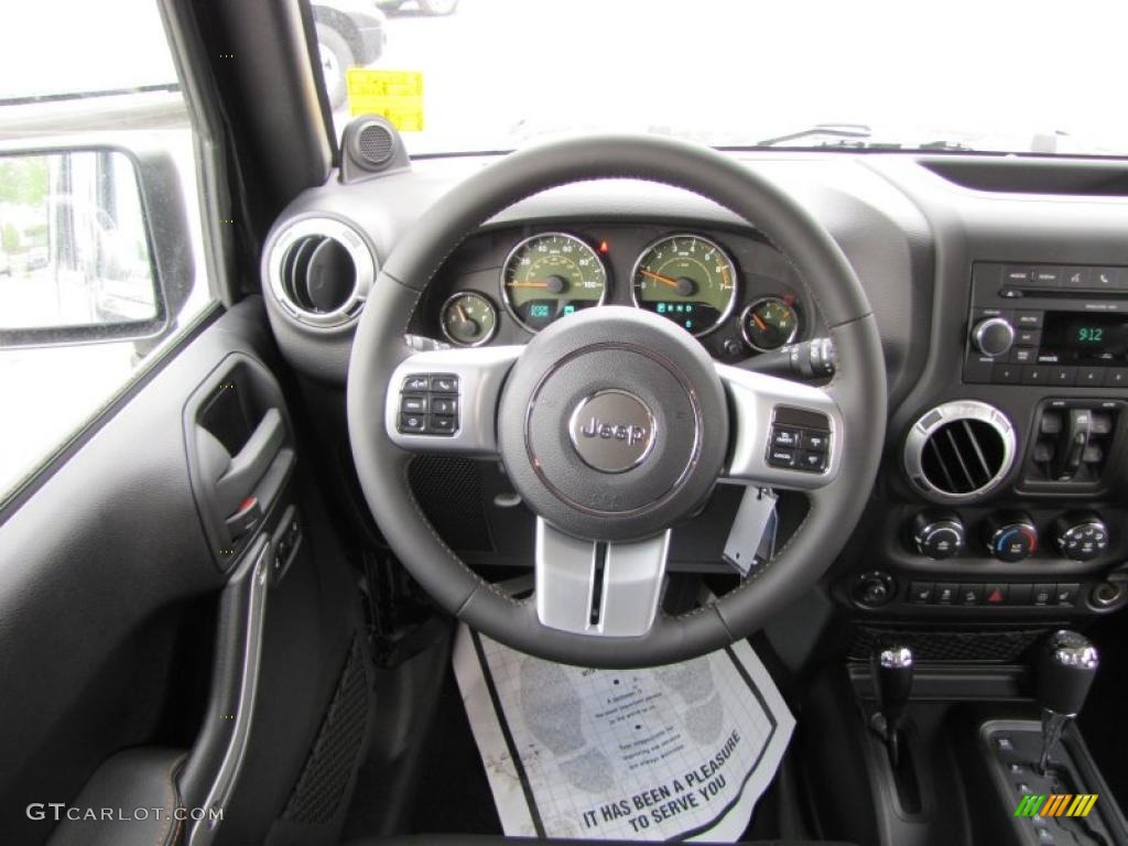 2011 Jeep Wrangler Unlimited Sahara 70th Anniversary 4x4 Black/Dark Olive Steering Wheel Photo #48552521