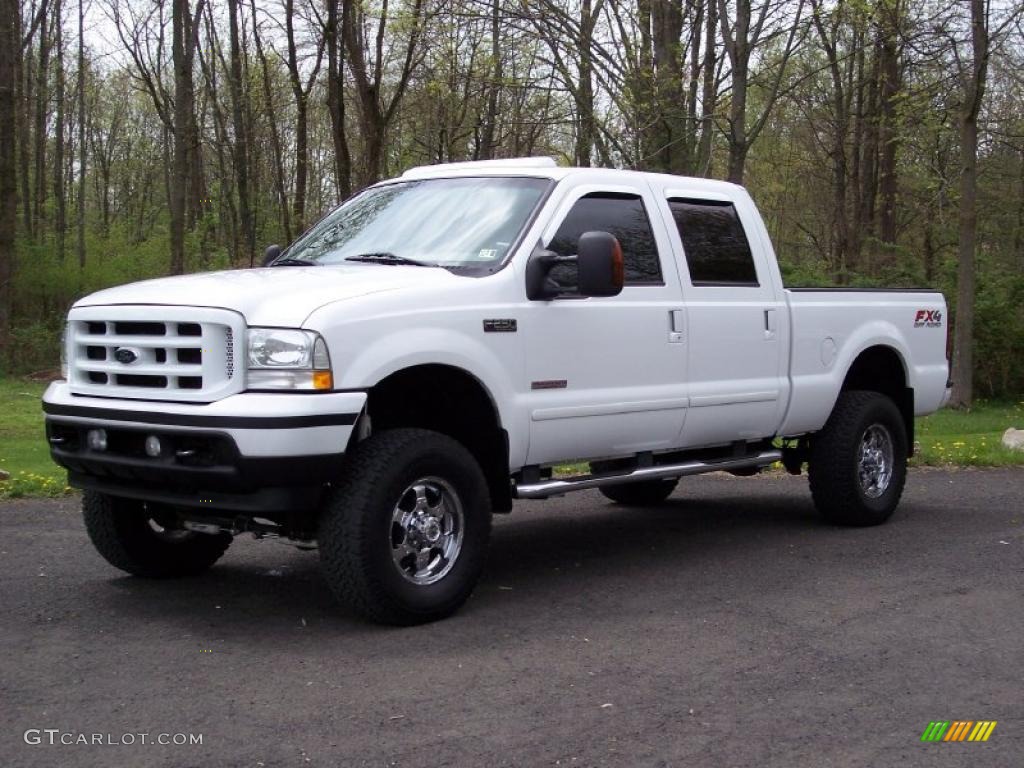 Oxford White Ford F250 Super Duty