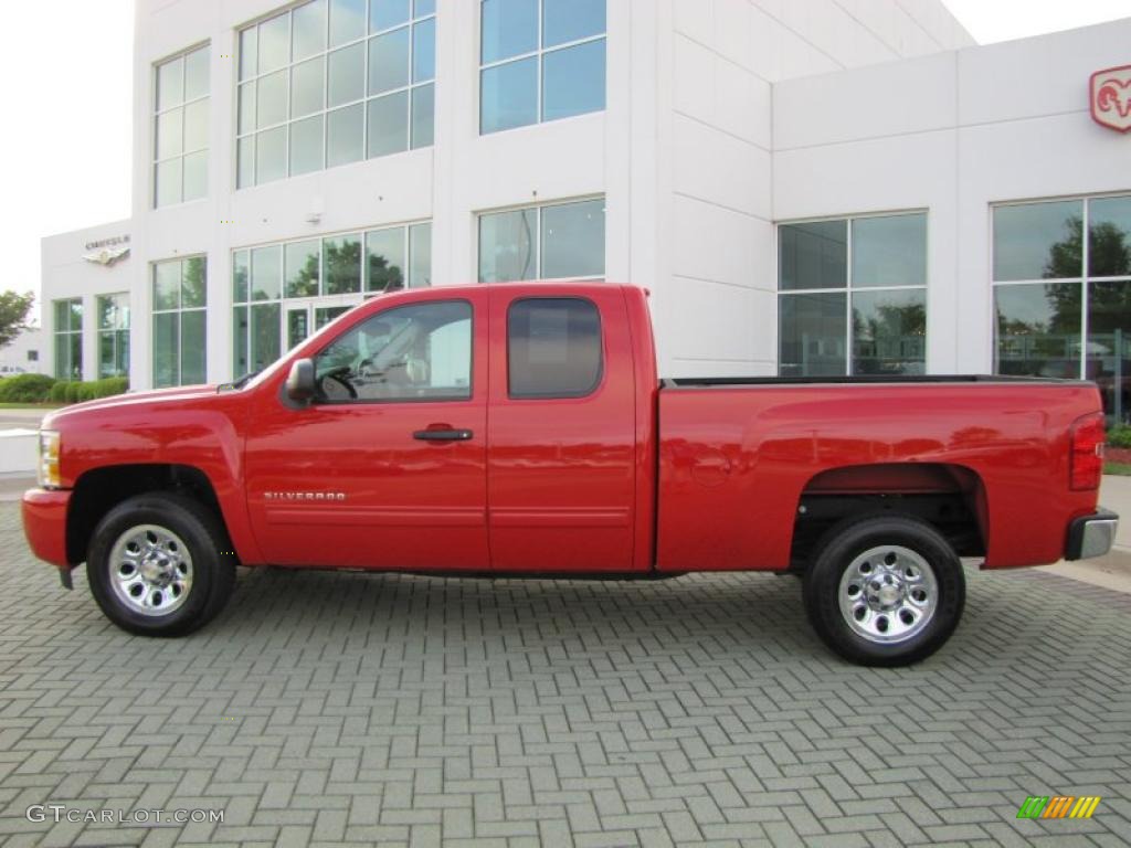 2010 Silverado 1500 LS Extended Cab - Victory Red / Dark Titanium photo #2