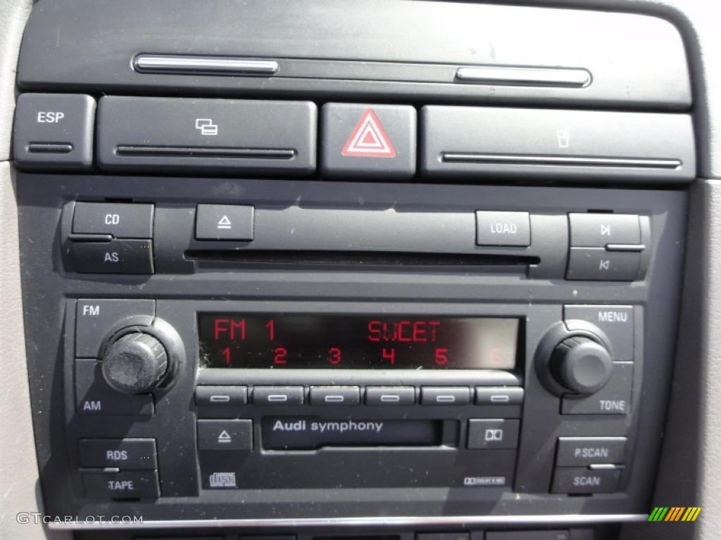 2003 Audi A4 3.0 Cabriolet Controls Photo #48555071